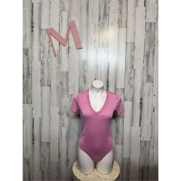 Forever 21 pink bodysuit size medium - Picture 1 of 6